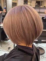 ロウル 池袋(LOWRL)&nbsp;盛れるハイトーンショート、ミルクティー♪