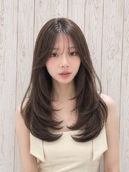 アース 土気あすみが丘店(HAIR&MAKE EARTH)の写真/縮毛矯正とレイヤーカットが得意♪自然な艶髪と動きのある似合わせスタイルをご提案！