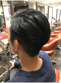 ダイヤ型シルエット×セクシーバーバースタイル