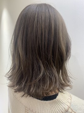 ハブ(hub) オリーブグレージュ