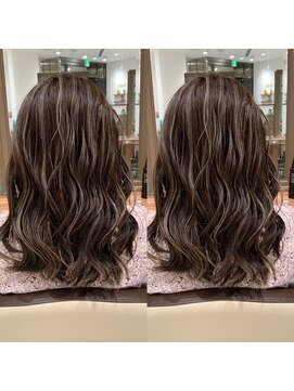 アッシュ 茗荷谷店(Ash) 白髪ぼかしハイライト