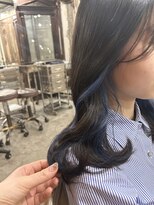 ロイジー(roijir)&nbsp;【表参道　roijir】インナーカラー×透け感ブルー