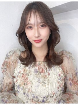 リコバイアフロート(riko by afloat) レイヤーカット/顔まわりカット/くびれヘア/サイドバング/韓国