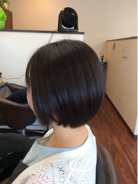 バンビ 本渡店(Bambi) ショートボブ