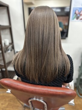 ヘアーサロン カラー 色彩店(COLOR) アッシュミルクティーカラー