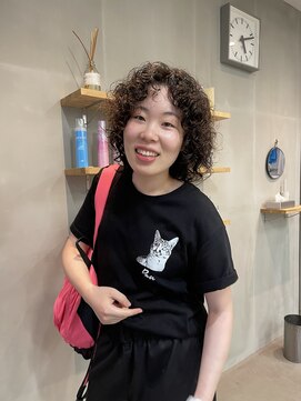 ナループロア ハチ(Nalu pu loa hachi) ハードパーマ/ドライパーマ/くるくるパーマ/パーマ