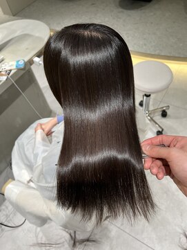 ロンドメリア 天神大名店(Lond Melia) ★くびレイヤーエモージュインナーグレージュ前髪ピンクベージュ