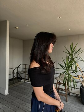 リバレッジ 広尾(Leverage) 大人外国人風ミディアムレイヤー:Maho Toda