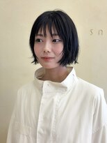 切りっぱなしボブ小顔カットグレージュミルクティ