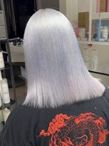 ベレーザ 渋谷(BELEZA)&nbsp;11368髪質改善シルバーアッシュホワイトブロンド艶髪ストレート