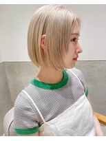 スニュウ(snuw)&nbsp;ホワイトベージュボブ