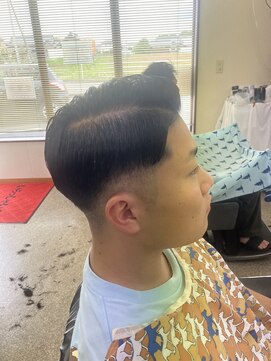 ヘアーサロン さいれんち フェードメンテナンス