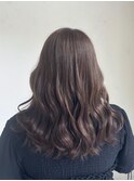くすみベージュ