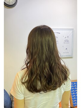 ノノイ(nonoi..) 明るめグレージュ