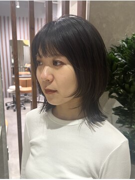 ビュートリアム 南青山(BEAUTRIUM) ミディアムレイヤー/ロングレイヤー/顔周りレイヤー