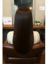 スローネ(THRONE)&nbsp;縮毛矯正で艶髪／20代30代40代／新宿／髪質改善