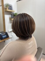 ルー ヘアー(luu hair) 軽やかなツヤを感じさせるベージュ(チェスナット)