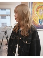 ジュール(JOULE'S)&nbsp;ロングレイヤー/ハッシュカット/ブリーチ/ミルクティーベージュ