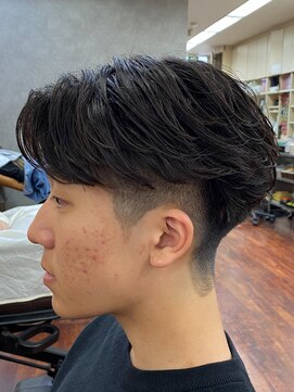 メンズ美容室 タカミ フェザーパーマ