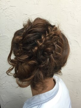 ミル ヘアー デザイン(mille hair design) 編み込みサイドアップ