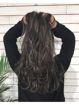 ビーヘアサロン(Beee hair salon) グレーアッシュ×ハイライト