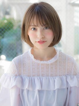 ルティア 池袋(Lutia) オリーブベージュ　丸みボブ