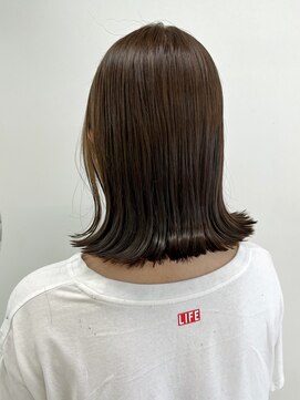 ローウェ 渋谷(Louwe) 外ハネボブ × ブリーチなしベージュ【Louwe 渋谷 mitsuki】