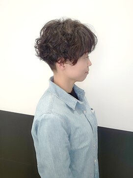 ラトリエコンタン(L´atelier Content) ツーブロック×個性的ハードパーマ