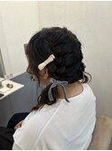 表編みこみで作るミディアムツインテール