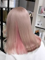 ベレーザ 渋谷(BELEZA)&nbsp;12831艶髪ホワイトブロンド切りっぱなしボブインナーピンク