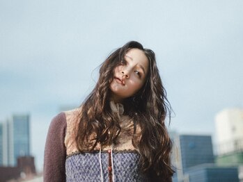 ドゥーア 代官山(Door)の写真/【ゆるふわも大人カールも◎】トリートメント配合の薬剤でダメージレスに。毎朝ラクなパーマスタイルに♪