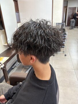 リリ(Liri material care salon by JAPAN) ツイストスパイラルパーマ