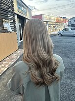 ノアサロン(Noa SALON)&nbsp;透明感たっぷりのやわらかミルクティーベージュ