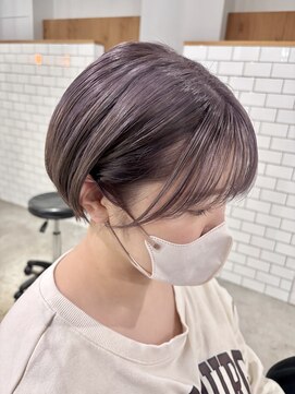 ショート×ラベンダーグレージュ