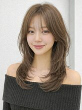 【NOA】韓国風くびれレイヤー小顔カット×柔らかベージュ