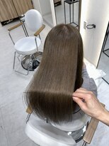 ジーナ 吉塚(Zina) 透明感 艶髪ナチュラルベージュ【福田れん】吉塚美容室 髪質改善