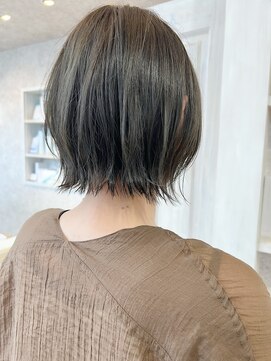 キャアリー(Caary) 福山市美容室Caary20代30代透明感オリーブグレージュカラー