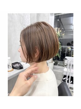 ヴィー 青山/表参道(VIE)の写真/骨格・髪質・顔型を見極めた似合わせカット◎乾かすだけでまとまるショート・ボブで朝のお手入れも簡単に☆