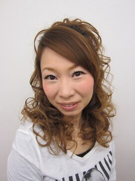 美容室イーナ(e na) ゴージャス巻き髪