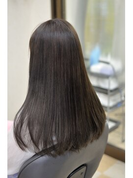 ハートフル(hair salon HEART FULL) やわらかい質感のストレートスタイル