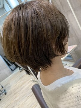 トレ(tre.) 甲子園口/髪質改善/白髪染め/ショート/酸性ストレート/美容室