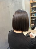 ラベンダーブラウン × ぱつっとボブ