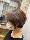 デザインカラー／レイヤーカット/ウエットヘア/オリーブベージュ