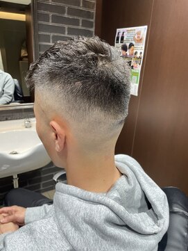 ヒロギンザバーバーショップ 新宿店(HIRO GINZA BARBER SHOP) フェードスタイル(理容室/メンズ/barber shop新宿店)