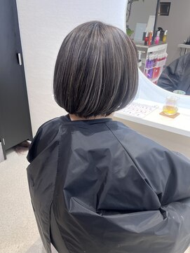 トーン(TONE) ボブ×大人コントラストハイライト/20代30代40代