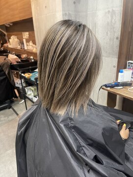 ラフ(LAFF) #バレイヤージュ#グレージュカラー#ボブウルフ#ココアベージュ