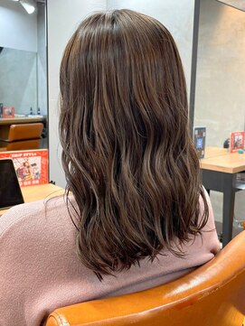 エルマノ 仙川(L mano) 大人ショートハイライト髪質改善キッズカット前髪30代40代