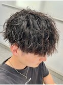 波巻きパーマメンズパーマメンズヘアツーブロックツイストパーマ