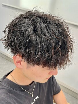 フゥ 宇都宮(FeU) 波巻きパーマメンズパーマメンズヘアツーブロックツイストパーマ