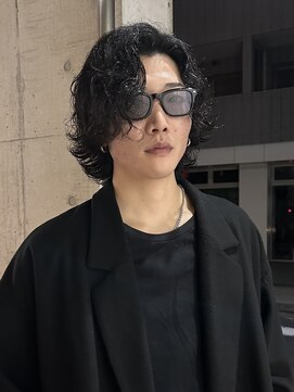 メゾンアクア 表参道(Maison ACQUA) =メンズボブ/ダークアッシュ/ニュアンスパーマ／メンズウルフ